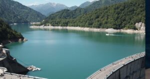 What is an Earth-Fill Dam? Structure, Benefits, and Examples